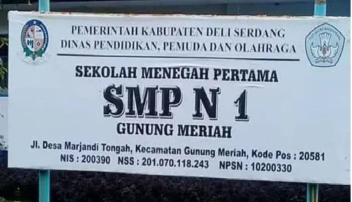 warga_pertanyakan_transparansi_proyek_di_smpn_1_gunung_meriah_tanpa_plang