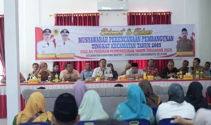 bupati_labusel_buka_musrenbang_rkpd_kecamatan_kampung_rakyat_