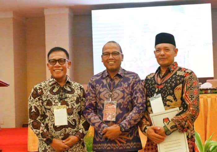 bupati_tapteng_terpilih_harap_kontestasi_pilkada_sudah_selesai