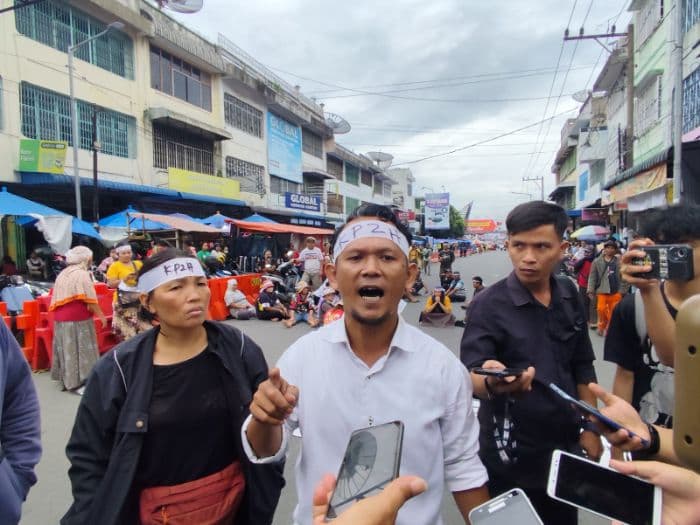 komunitas_pedagang_pasar_horas_siantar_tolak_relokasi