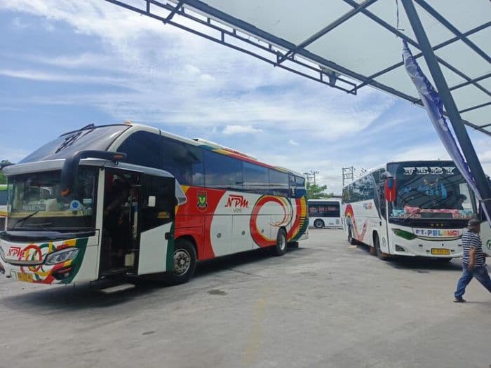 arus_balik_lebaran_2025_di_terminal_amplas_medan_mulai_alami_penurunan_kepadatan