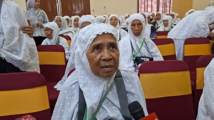 55_tahun_jualan_sate_nenek_25_cucu_asal_madina_ini_akhirnya_naik_haji