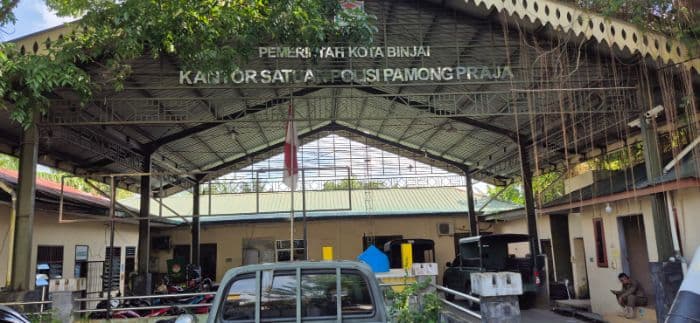 ditanya_soal_gaji_honorer_kasatpol_pp_binjai_enggan_menjawab_tegas_