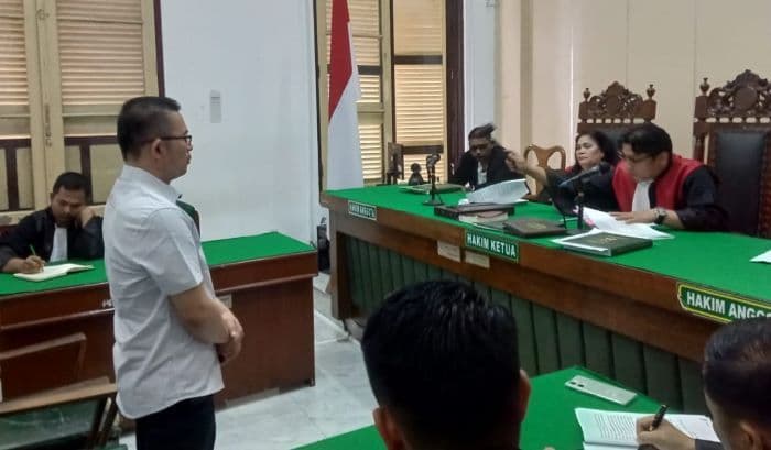 korupsi_abl_mantan_bendahara_dinas_pupr_nisel_divonis_15_tahun_penjara