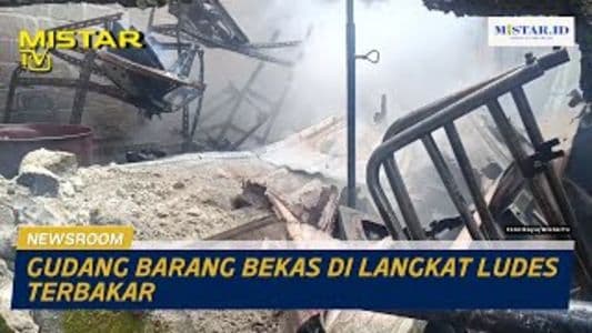 newsroom_gudang_barang_bekas_di_langkat_ludes_terbakar