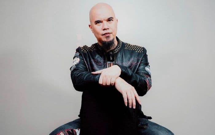 ahmad_dhani_gratiskan_lagu_dewa_19_untuk_kafe_dan_restoran