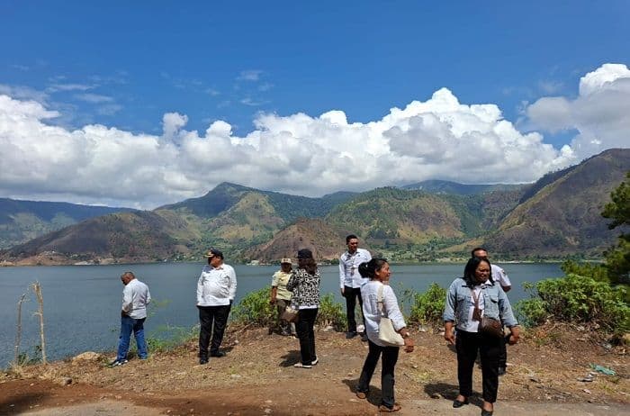 pemkab_karo_tertibkan_bangunan_tak_berizin_di_sibolangit_dan_merek