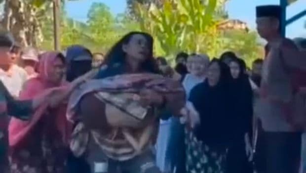 bocah_perempuan_10_tahun_tewas_digorok_di_kolaka_timur_ayah_korban_murka