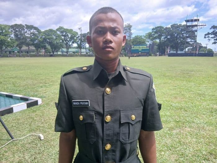 kisah_inspiratif_wanda_anak_buruh_harian_yang_kini_jadi_prajurit_tni_ad