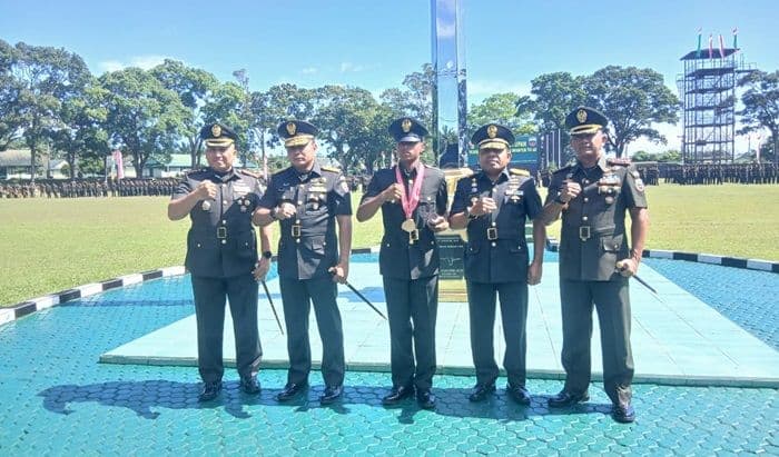 pangdam_ibb_lantik_595_bintara_tni_ad_di_pematangsiantar_ini_pesannya