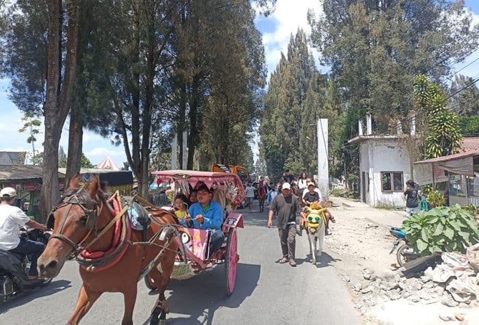 libur_maulid_nabi_berastagi_padat_wisatawan_dari_wilayah_sumut_hingga_riau