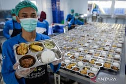 ketika_program_makanan_bergizi_gratis_memicu_krisis_kepercayaan_publik