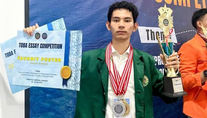mahasiswa_feb_usu_raih_prestasi_nasional_lewat_poster_edukatif_sosial_