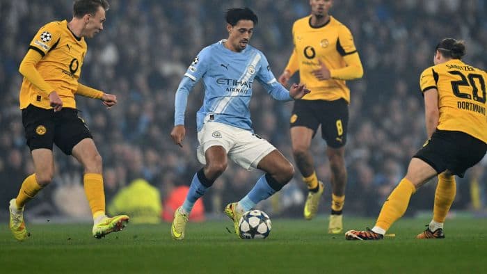 manchester_city_taklukkan_dortmund_41_foden_bersinar_dengan_dua_gol