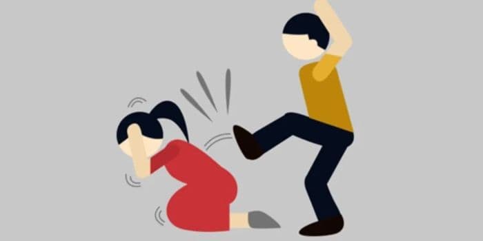 viral_perempuan_dianiaya_pacar_brimob_di_medan