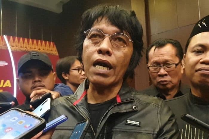 wacana_soeharto_jadi_pahlawan_nasional_adian_napitupulu_tak_ada_keteladanan_dari_rezim_orde_baru