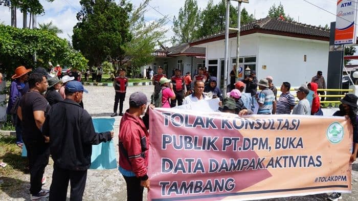 warga_lingkar_tambang_dairi_tolak_konsultasi_publik_pasca_tambang_pt_dpm