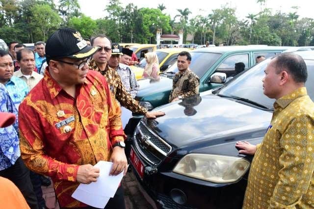 efisiensi_anggaran_bupati_deli_serdang_bakal_lelang_puluhan_mobil_dinas