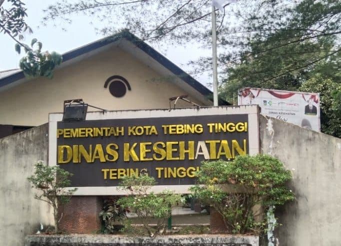 jabatan_pelaksana_tugas_kadis_kesehatan_tebing_tinggi_tuai_kontra