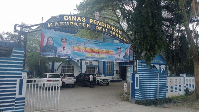 inspektorat_deli_serdang_periksa_eks_korwil_disdik_terkait_pengadaan_soal_ujian_sd