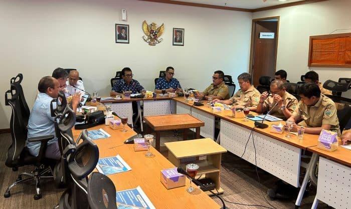 dprd_minta_pupr_sumut_fokus_pada_infrastruktur_pertanian_dan_jalan_rusak