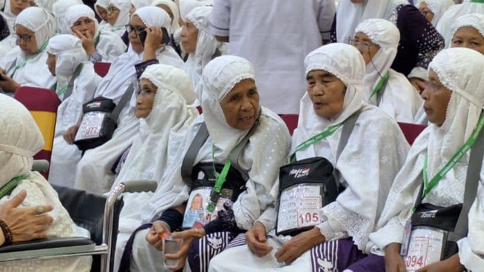 lima_kloter_haji_berangkat_tiga_calhaj_tertunda_dan_satu_meninggal