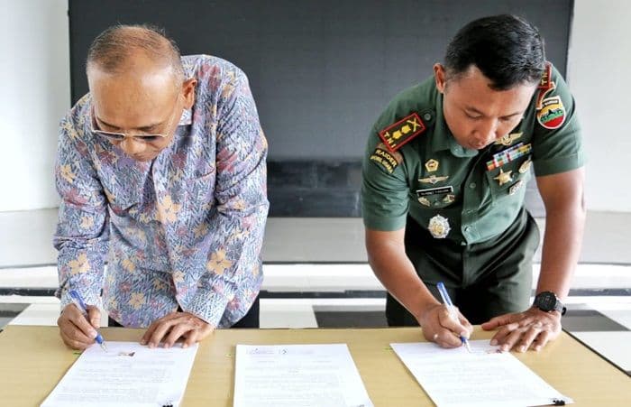 pemkab_simalungun_dan_kodim_0207_teken_nota_kesepakatan_perbaikan_jalan_
