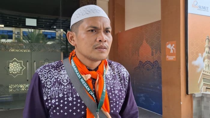 pemuda_asal_langkat_jadi_badal_haji_ibunya_yang_meninggal_tiga_tahun_lalu_