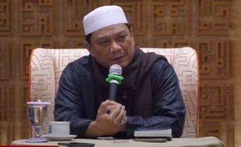 profil_ustaz_yahya_waloni_meninggal_dunia_saat_khutbah_jumat