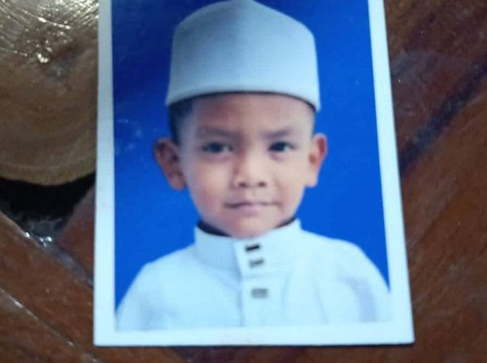 anak_tujuh_tahun_hilang_di_desa_sm_diski_ternyata_dijemput_ibunya_ke_pulau_jawa