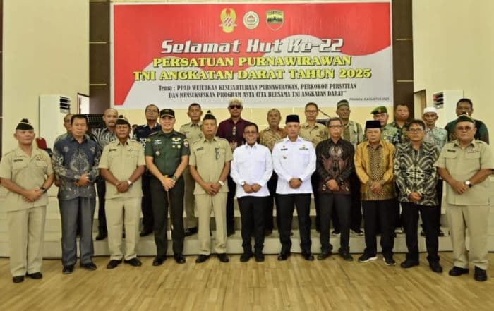 bupati_masinton_semangat_patriotisme_purnawirawan_tni_ad_tetap_hidup_di_tapteng