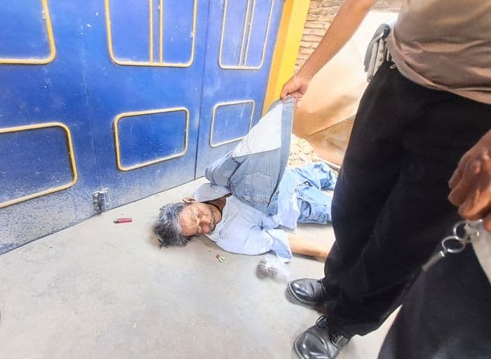 warga_indra_pura_heboh_penjual_ikan_ditemukan_meninggal_di_depan_toko