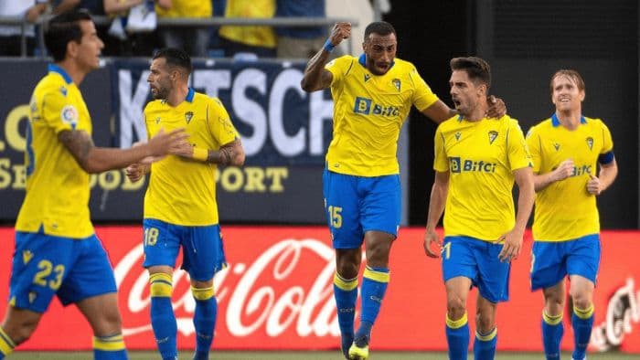 drama_6_gol_real_sociedad_b_vs_cdiz_skor_33_laliga2_2025
