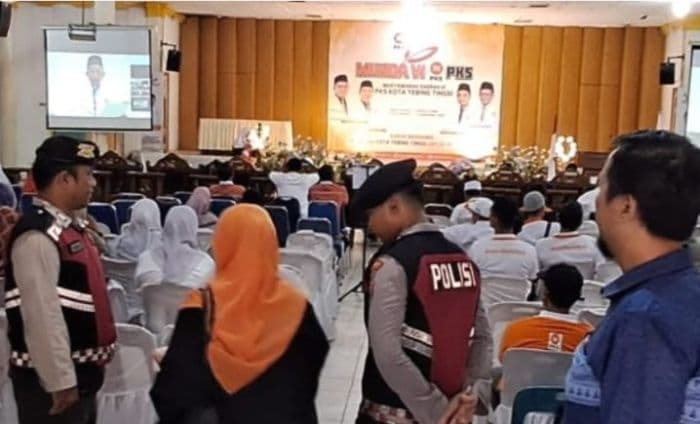 pks_gelar_musda_vi_dengan_pengawalan_polisi_di_tebing_tinggi