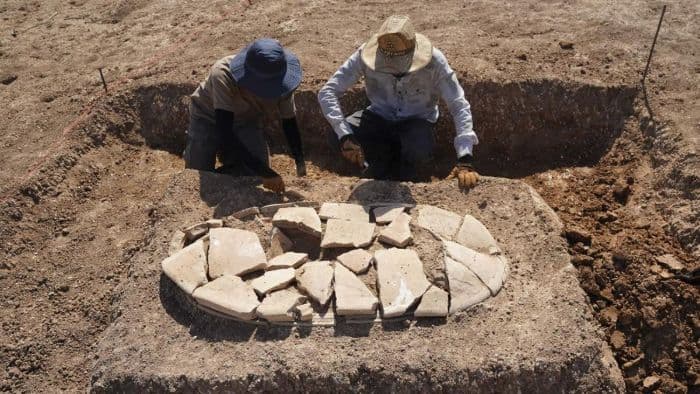 puluhan_makam_kuno_ditemukan_di_irak_akibat_kekeringan