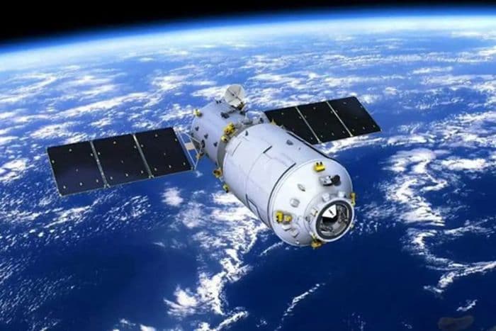astronaut_pakistan_akan_jadi_tamu_pertama_di_stasiun_luar_angkasa_china