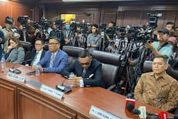 begini_mekanisme_pengembalian_adies_kadir_dan_uya_kuya_ke_kursi_dpr