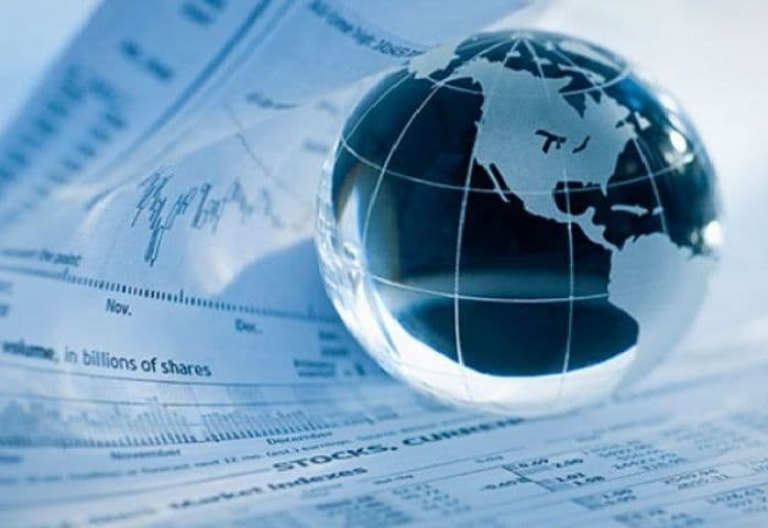 ekonomi_global_di_ujung_ketidakpastian_dampaknya_ke_indonesia_per_november_2025