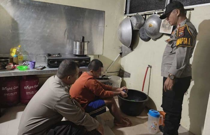 polres_samosir_imbau_warga_gunakan_call_center_110_dengan_bijak_jangan_iseng