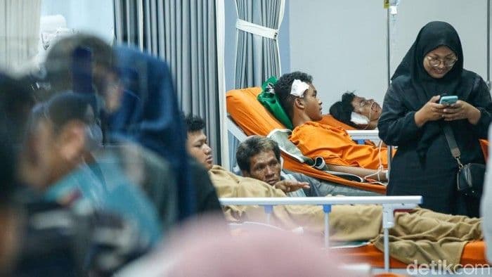tragedi_ledakan_sman_72_55_korban_dirawat_pemerintah_pastikan_sekolah_segera_aktif_lagi