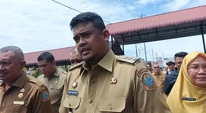 pejabat_tinggi_pemprov_sumut_absen_pada_hari_pertama_kerja_usai_lebaran_2025