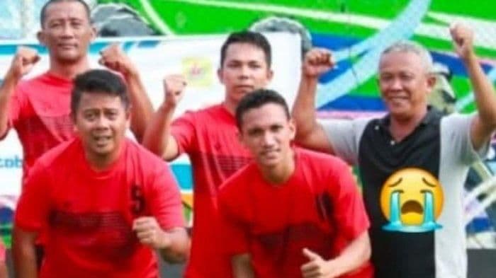 sopir_mobil_yang_terjun_ke_jurang_di_pamah_simelir_ternyata_mantan_pemain_psms_