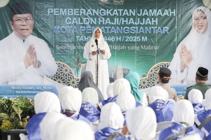 111_calon_haji_asal_pematangsiantar_berangkat_ke_medan