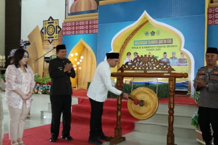 bupati_pakpak_bharat_serukan_penguatan_generasi_muda_untuk_masa_depan_bangsa