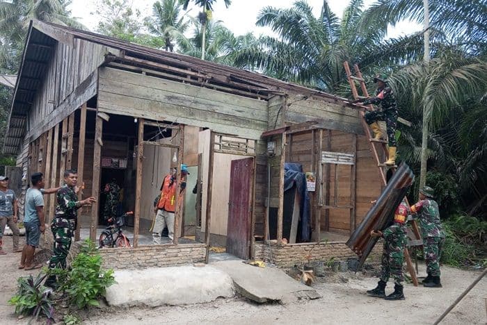 kisah_haru_janda_di_asahan_yang_rumahnya_dibangun_tni_lewat_program_tmmd