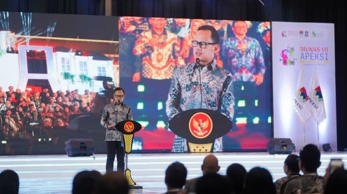 munas_vii_apeksi_surabaya_rico_waas_perkuat_kolaborasi_dan_sharing_antar_kota_