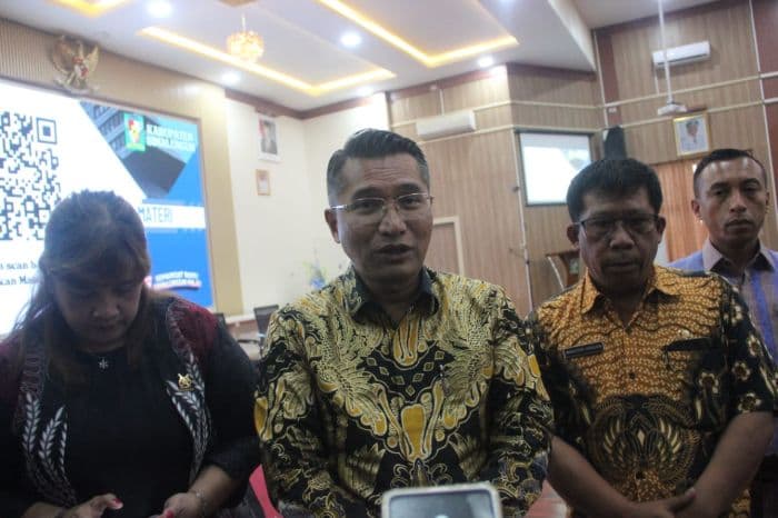 pembentukan_koperasi_merah_putih_di_27_kelurahan_simalungun_terkendala