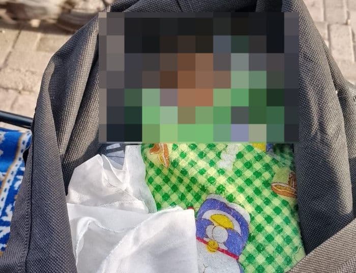 pengemudi_ojol_dapat_orderan_tas_berisi_bayi_di_jalan_bilal_medan