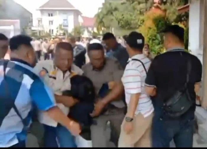 sidang_etik_robin_manurung_belum_dijadwalkan_bkd_beri_alasan