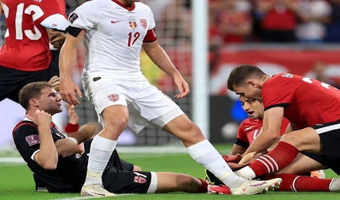 denmark_vs_irlandia_utara_21_gol_bunuh_diri_warnai_laga_persahabatan_di_parken